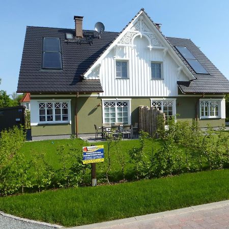 Villa Lindenstr_ _Lille Hus 1_ Zingst Exterior foto